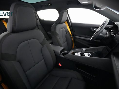 Used 2022 Polestar Polestar 2 Long Range Dual Motor w/ Performance Package image 8