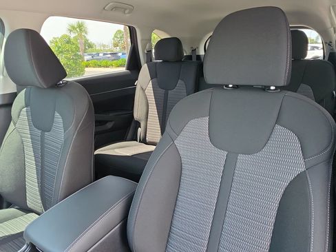 New 2026 Kia Sorento LX FWD image 21