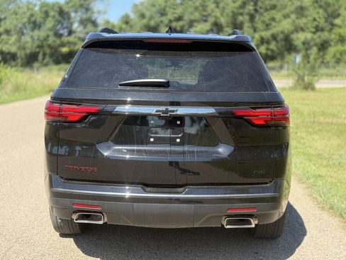 Used 2023 Chevrolet Traverse Premier w/ Redline Edition AWD/4WD image 7