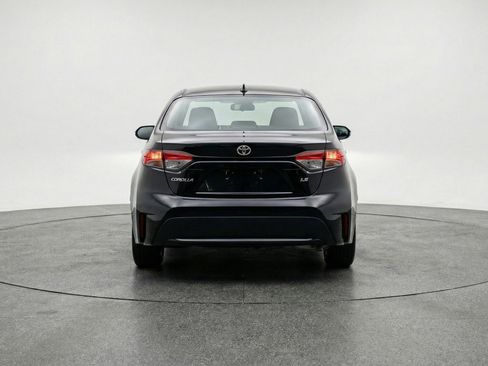 Used 2025 Toyota Corolla LE image 7