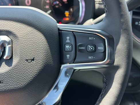 New 2026 RAM 2500 Laramie AWD/4WD image 23