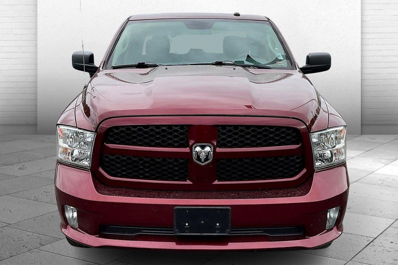 Used 2018 RAM 1500 Express w/ Express Value Package AWD/4WD image 2