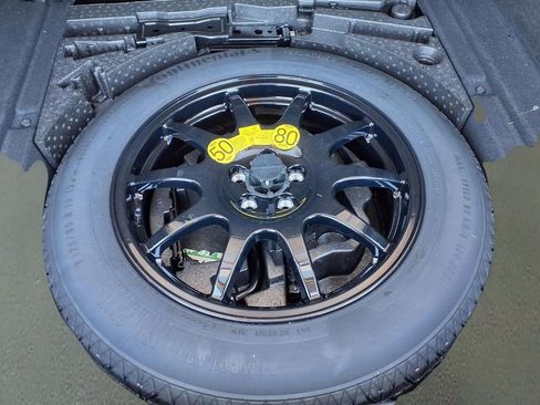 Used 2020 Land Rover Range Rover Velar R-Dynamic S image 30