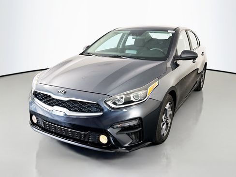 Used 2020 Kia Forte LXS FWD image 4