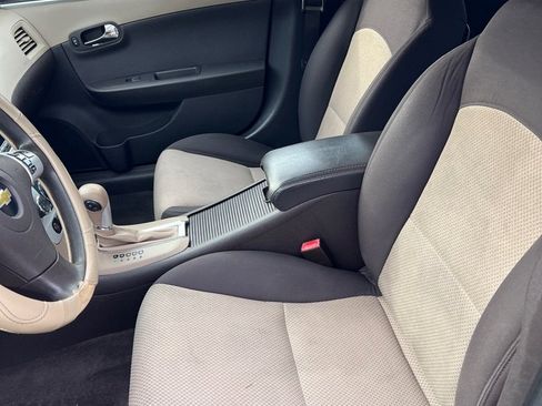 Used 2011 Chevrolet Malibu LS image 27