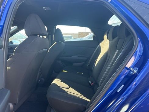Used 2025 Hyundai Elantra Sport image 21