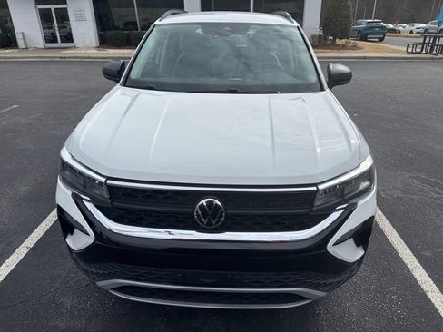 Used 2022 Volkswagen Taos S w/ IQ Drive S Package image 5