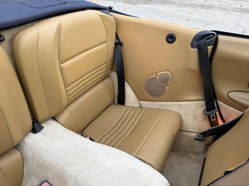 Used 2000 Porsche 911 Carrera RWD image 29