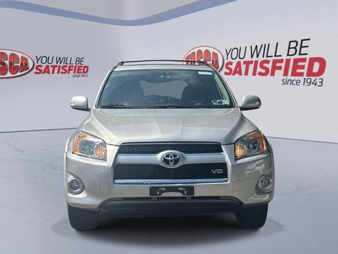 Used 2009 Toyota RAV4 Limited AWD/4WD image 2