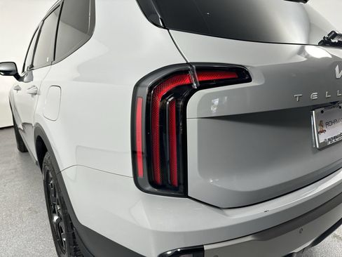 Used 2023 Kia Telluride SX Prestige X-Pro image 32