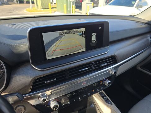 Used 2021 Kia Telluride EX image 34