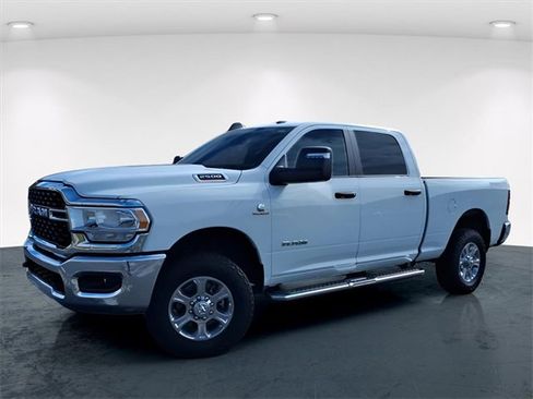 Used 2024 RAM 2500 Big Horn image 2
