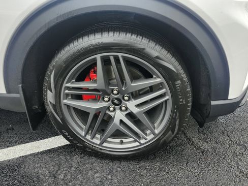 Used 2025 Ford Explorer ST w/ Sun And Sound Package image 13