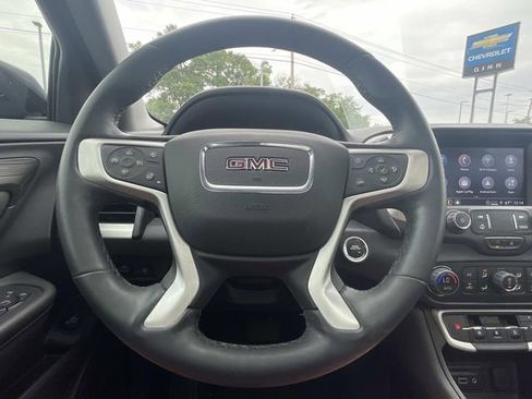 Used 2023 GMC Terrain SLT w/ Tech Package FWD image 25
