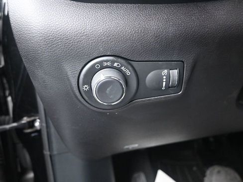 Used 2025 Jeep Compass Sport AWD/4WD image 16