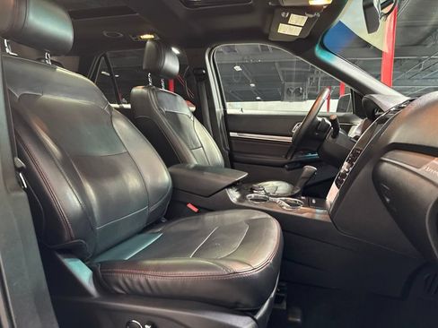 Used 2016 Ford Explorer Sport w/ Equipment Group 401A AWD/4WD image 31