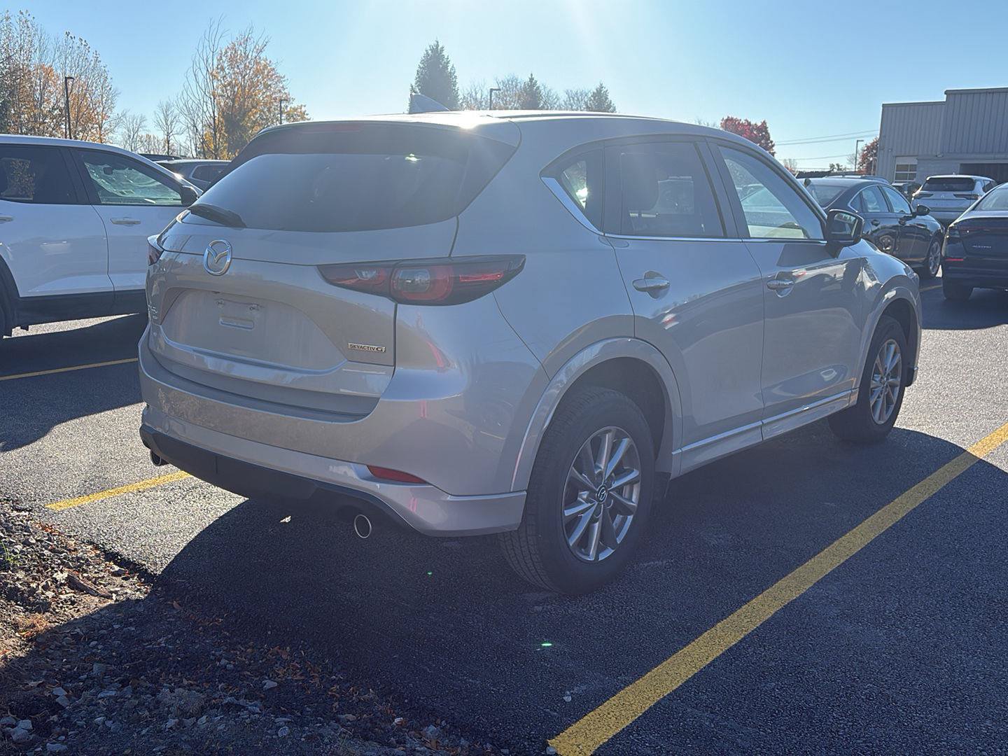 Used 2025 MAZDA CX-5 AWD 2.5 S w/ Select Package image 3