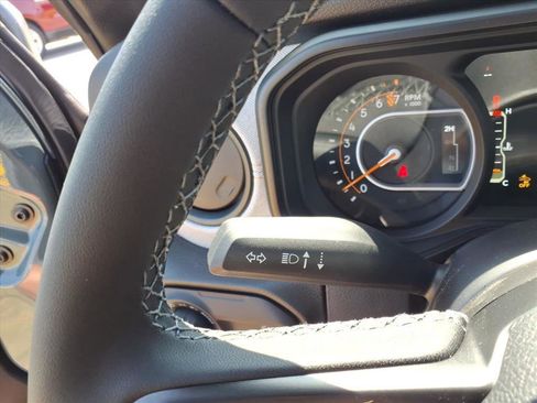 New 2026 Jeep Gladiator Sport AWD/4WD image 19