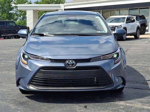 Used 2025 Toyota Corolla LE FWD image 7