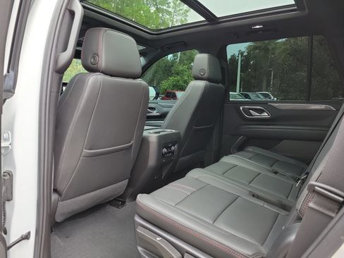 Used 2023 Chevrolet Tahoe RST AWD/4WD image 18