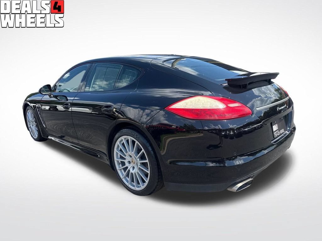 Used 2013 Porsche Panamera 4 Platinum Edition w/ Sport Chrono Pkg AWD/4WD image 5
