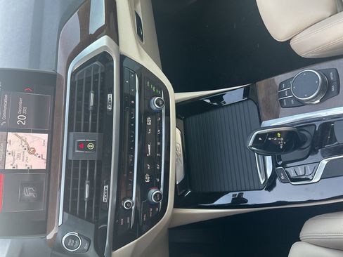 Used 2019 BMW X3 sDrive30i w/ Driving Assistance Package image 5