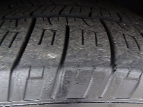 Used 2017 Buick Regal Sport Touring image 30