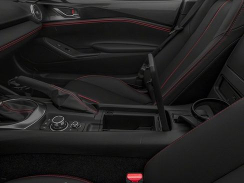 Used 2017 MAZDA MX-5 Miata Grand Touring RWD image 17