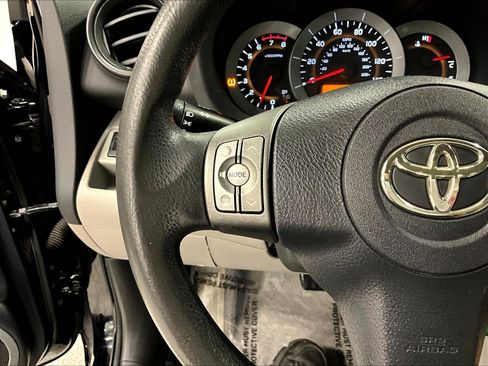 Used 2011 Toyota RAV4 Limited w/ Upgrade Value Pkg AWD/4WD image 11