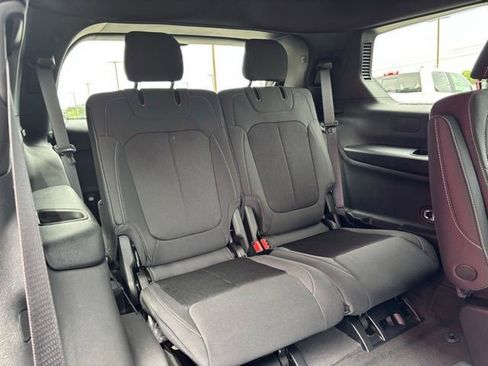 New 2026 Jeep Grand Cherokee L Laredo RWD image 9