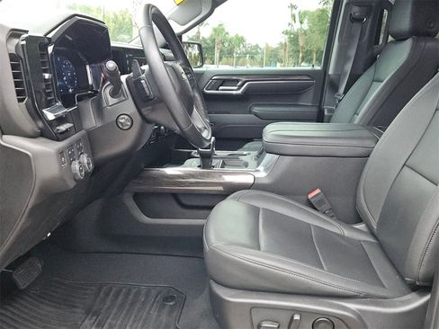 Used 2024 Chevrolet Silverado 1500 LTZ w/ LTZ Premium Package image 18