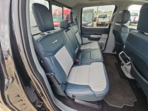 Used 2023 Ford F150 Limited image 30