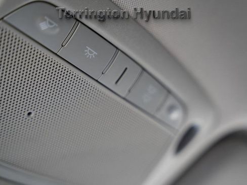 Used 2019 Nissan Rogue SV image 28