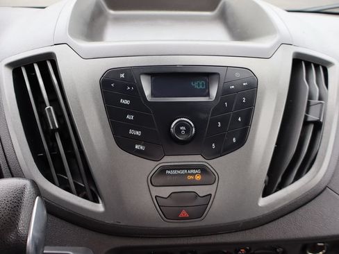 Used 2019 Ford Transit 250 138 RWD image 7