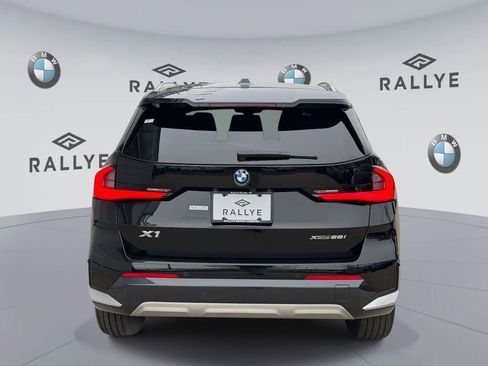 Certified 2023 BMW X1 xDrive28i w/ Convenience Package image 5