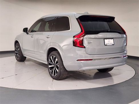 New 2025 Volvo XC90 B6 Core w/ Protection Package image 6
