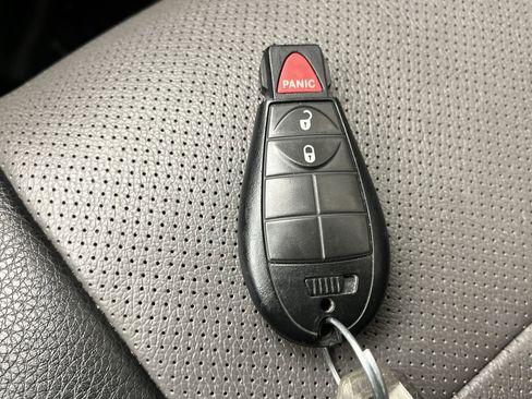 Used 2019 RAM 1500 Express w/ Express Value Package image 19