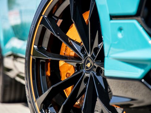 Used 2024 Lamborghini Urus S AWD/4WD image 18