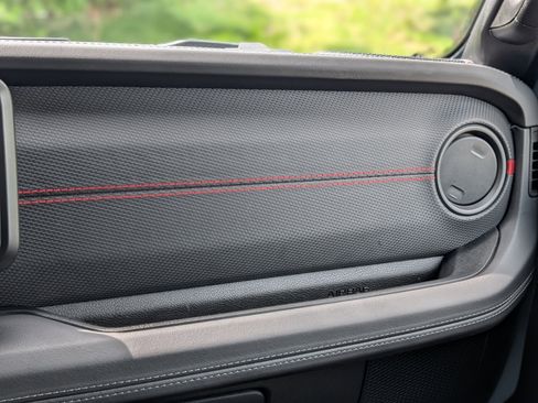 Used 2024 Jeep Wrangler Unlimited Rubicon w/ XTREMEE 35" Tire Package AWD/4WD image 6