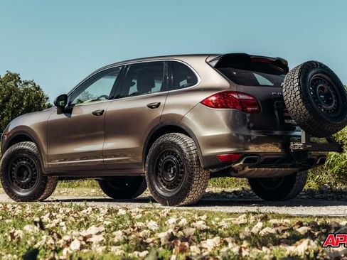 Used 2013 Porsche Cayenne AWD/4WD image 56