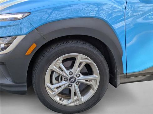 Certified 2023 Hyundai Kona SEL w/ Convenience Package image 9