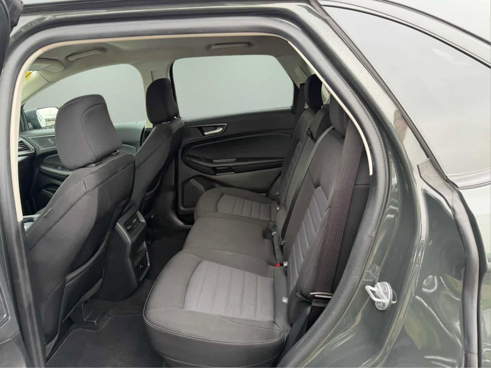 Used 2024 Ford Edge SE AWD/4WD image 34