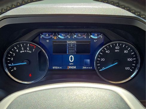 Used 2022 Ford Expedition XLT image 27