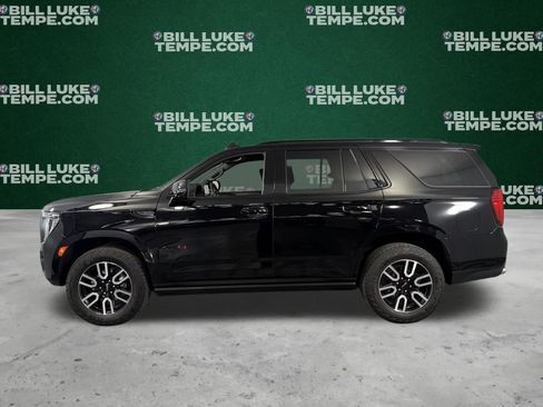 Used 2023 GMC Yukon AT4 w/ AT4 Premium Package image 10