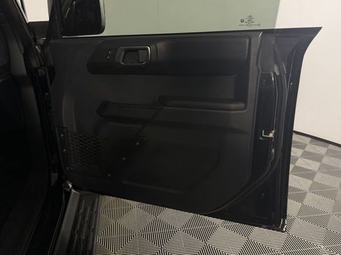 Used 2025 Ford Bronco Outer Banks AWD/4WD image 32