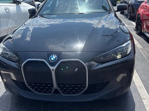 Used 2023 BMW i4 eDrive35 w/ Premium Package RWD image 9