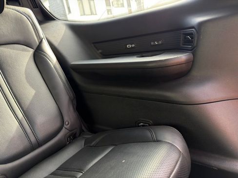 Used 2023 Jeep Wagoneer Series III w/ Flexible Seating Group image 53