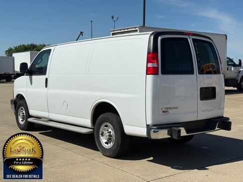 Used 2024 Chevrolet Express 2500 w/ Driver Convenience Package RWD image 7