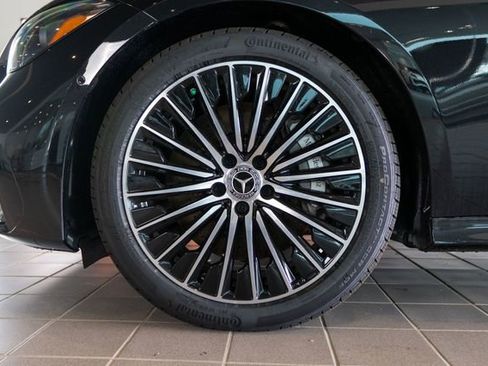 New 2026 Mercedes-Benz CLE 450 4MATIC Coupe image 9
