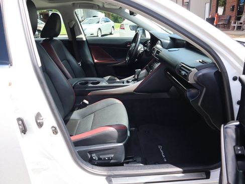 Used 2017 Lexus IS 200t RWD image 19